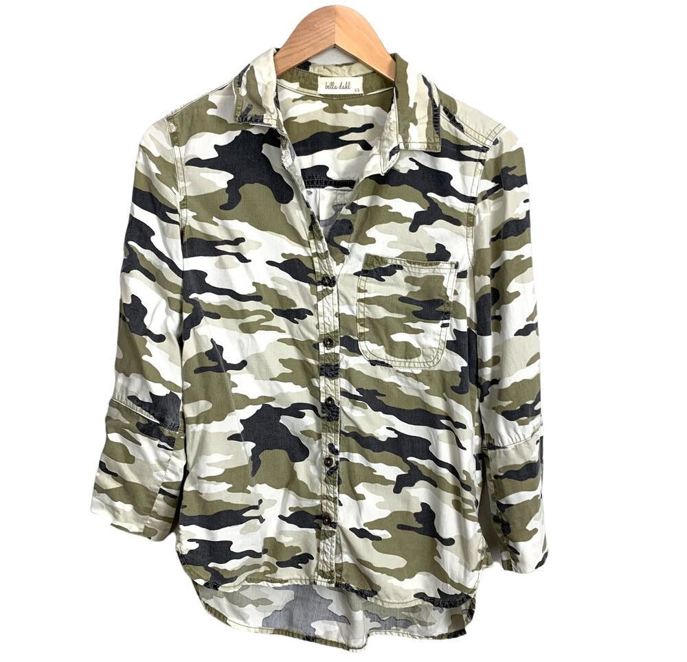 Bella Dahl Green Camo Chambray Button Down Shirt Top XS
